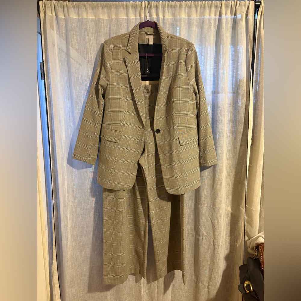 H&M Plaid Pants Suit